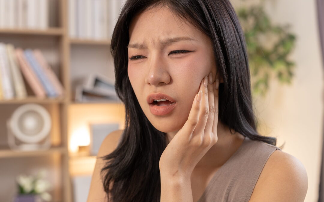 What Are the Most Common Signs That You May Need Emergency Dental Care?